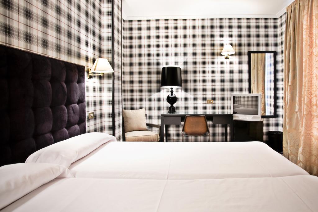 Hotel Clarin Oviedo Bilik gambar